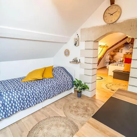 Air-conditioned Appart Cocon Honfleur Parking Fibre * Equemauville